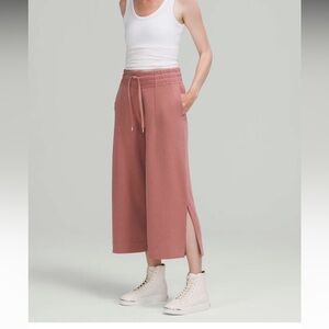 Size 4 Lululemon Soft Ambition high rise crops, spiced Chai